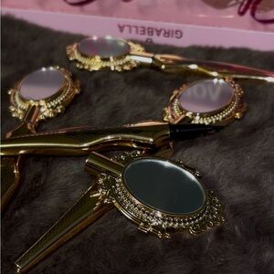 Abella Luxurious Gold and Pink Mirror Set eye liner